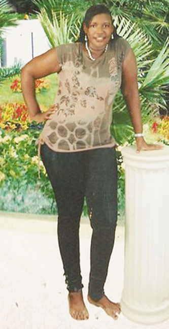 Date this foxy Jamaica girl Andreen from Westmoreland JM319