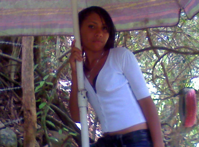Date this nice looking Dominican Republic girl Elizabeth from Santo Domingo DO8766