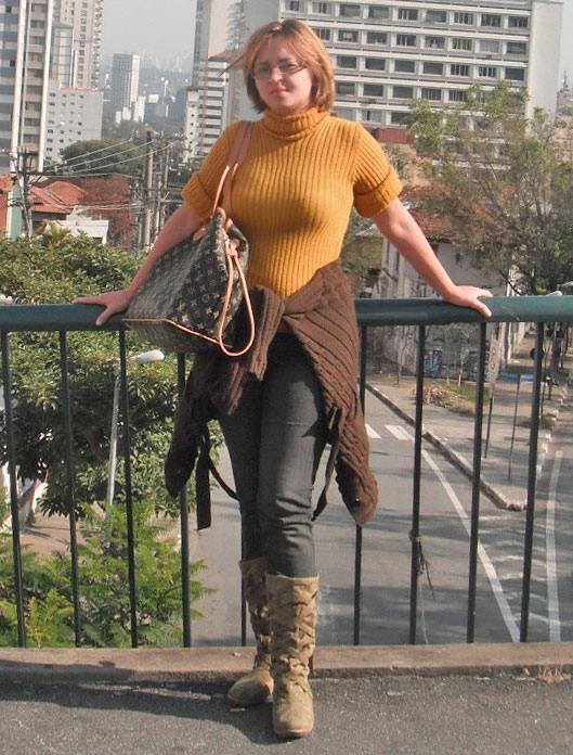 Date this hard body Brazil girl Isaura from Manaus BR5936