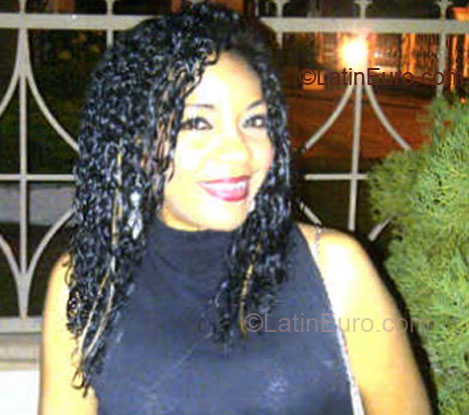 Date this georgeous Dominican Republic girl Min from Nagua DO8875