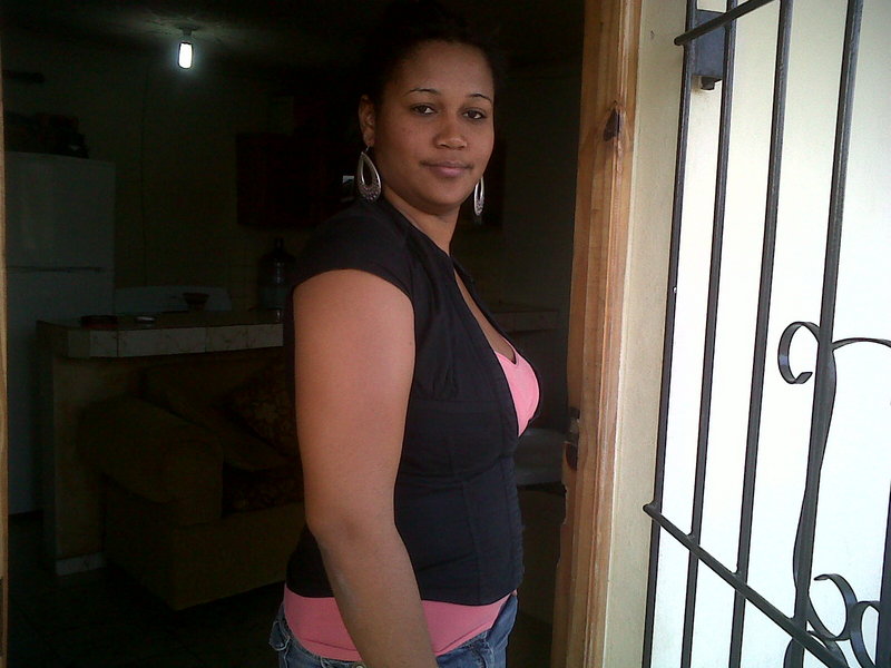 Date this tall Dominican Republic girl Thania ramirez from santo domingo DO8931