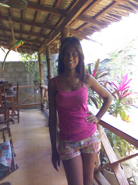 Date this hot Dominican Republic girl Sara rosario from Mao DO9008
