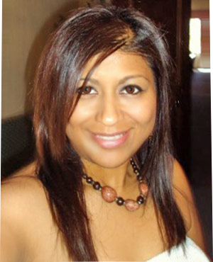 Date this happy El Salvador girl Claudia from San Salvador SV16