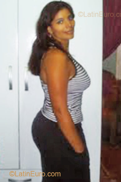 Date this passionate Brazil girl Roberta from Paulista BR5982