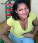 attractive Dominican Republic girl Daniela from La Vega DO9095