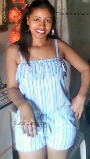 Date this exotic Dominican Republic girl Raquel from Mao Valverde DO9263