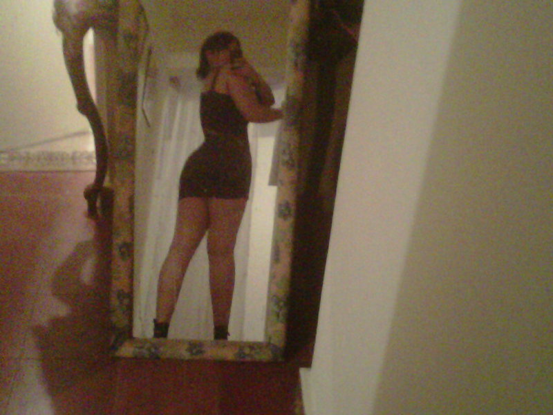 Date this happy Dominican Republic girl Victoria from Santo Domingo. DO9458