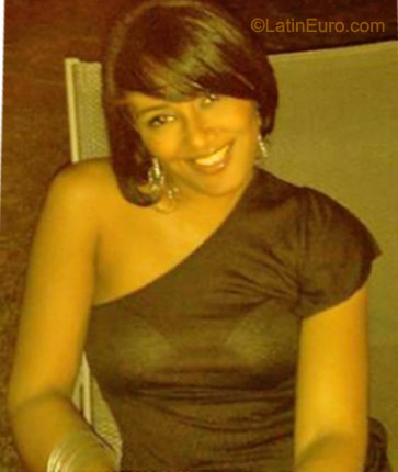 Date this beautiful Dominican Republic girl Vanessa from San Felipe DO9598