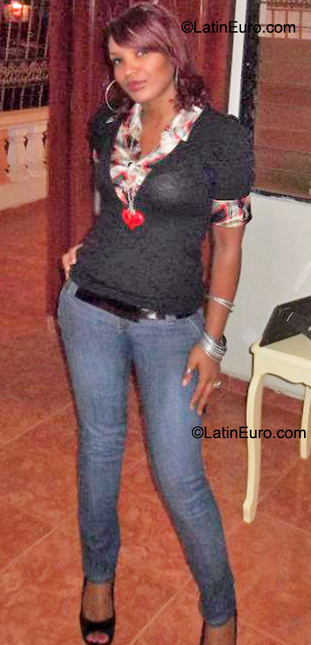 Date this young Dominican Republic girl Miguelina from Santiago DO9613