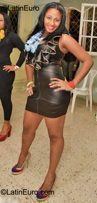 Date this athletic Jamaica girl Nessa_1 from Kingston JM379