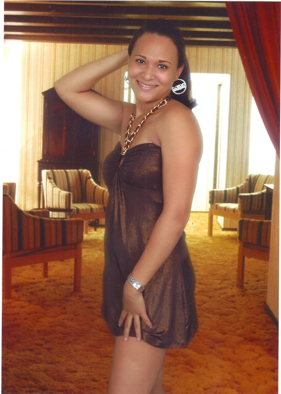 Date this voluptuous Dominican Republic girl BUSCO from Santiago DO9812