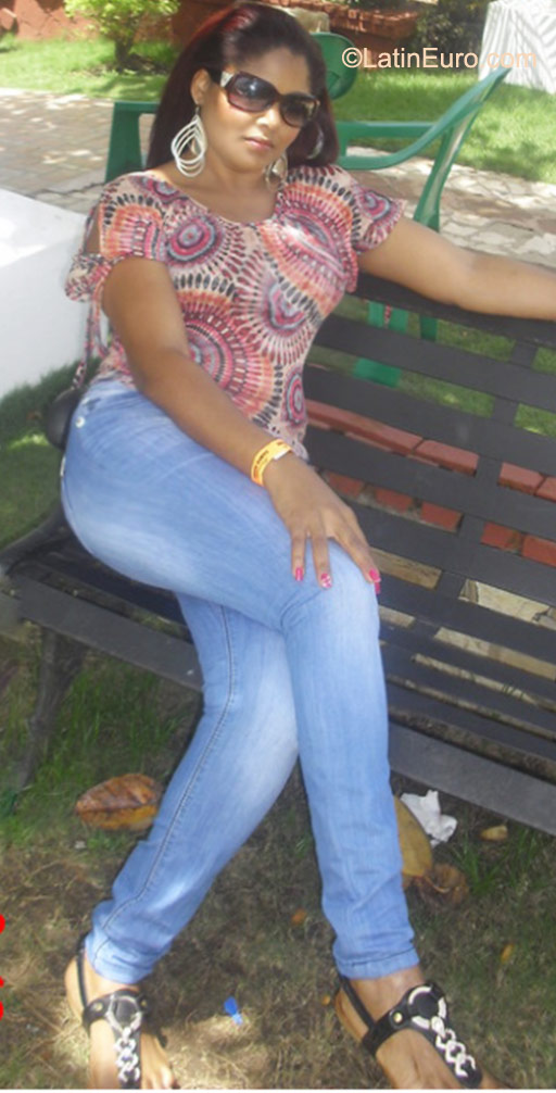 Date this passionate Dominican Republic girl Denny almanzar from Santiago DO9821