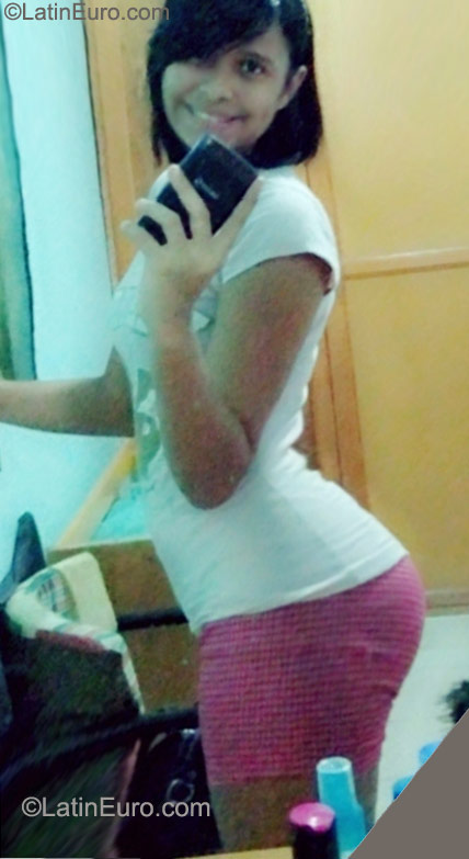 Date this georgeous Dominican Republic girl Miranda28 from Puerto Plata DO9883