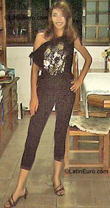 Date this hard body Brazil girl Claudia from Sao Paulo BR6232