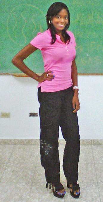 Date this stunning Dominican Republic girl Deborah from Santo Domingo DO10033