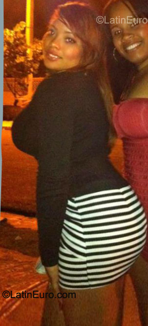 Date this charming Dominican Republic girl Yohanny from San Pedro De Macoris DO10195