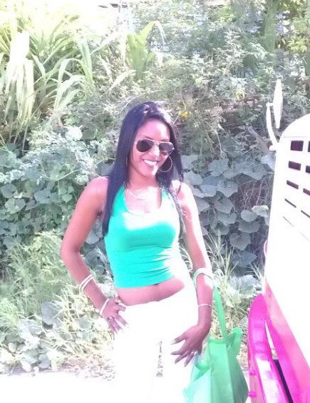 Date this pretty Dominican Republic girl Yineris from Santiago DO10351