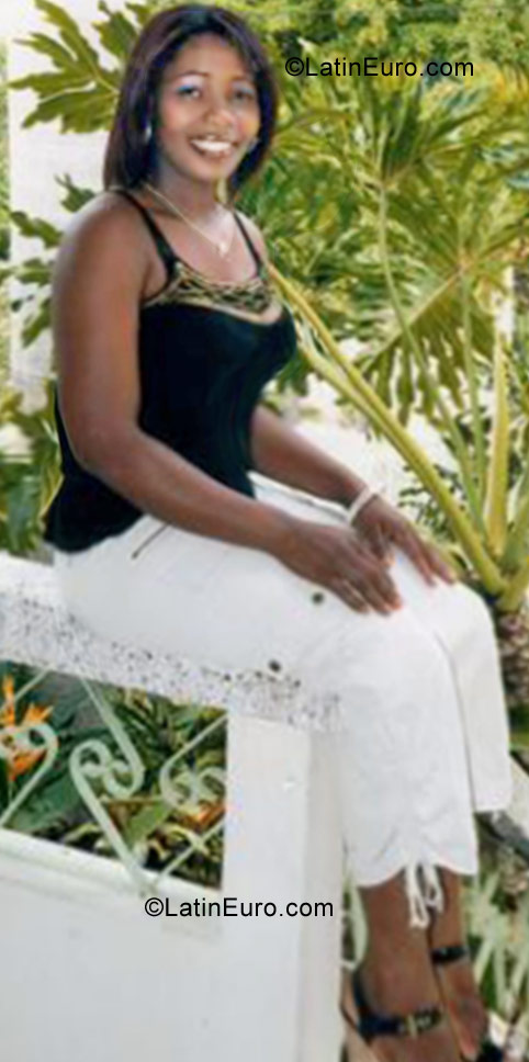 Date this funny Dominican Republic girl Sulfita from Santiago DO10527