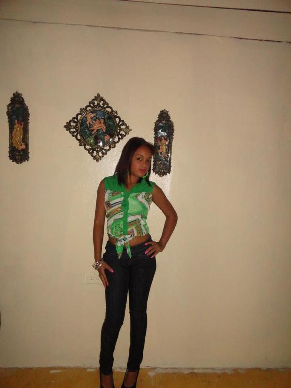 Date this young Dominican Republic girl Dania from Santiago DO10558