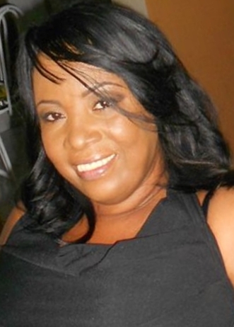 Date this athletic Brazil girl Cristina from Salvador BR6440