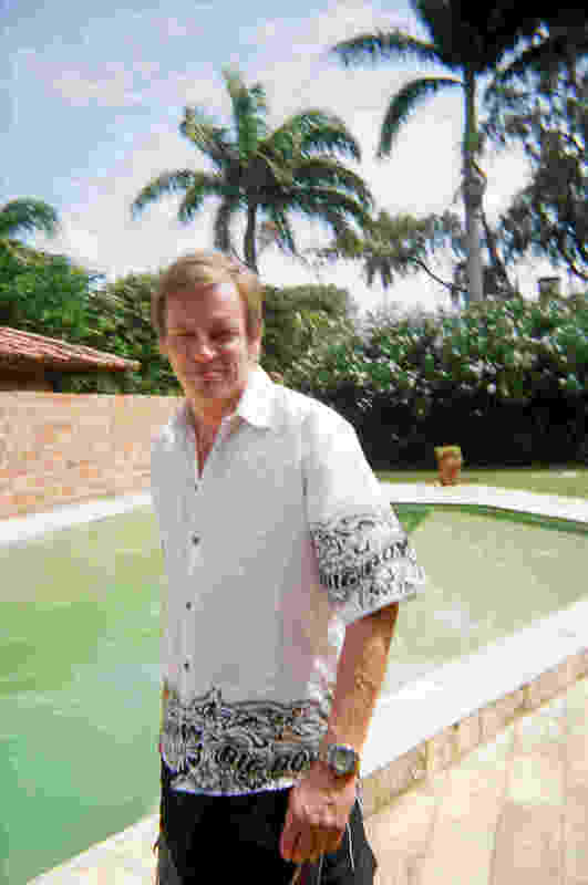Date this tall Brazil man Erik from Feira De Santana BR6460