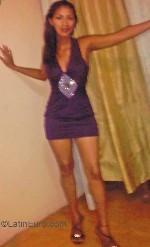 Date this exotic Dominican Republic girl Maria from Nagua DO10747