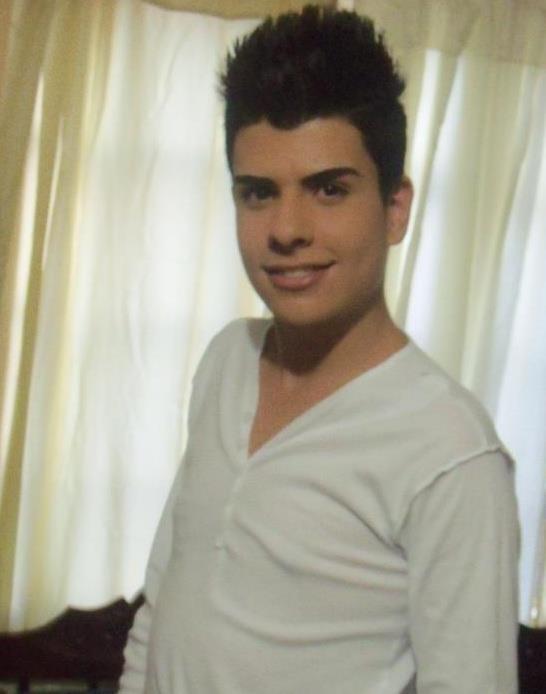Date this hard body Colombia man ANDY from Antioquia CO9902