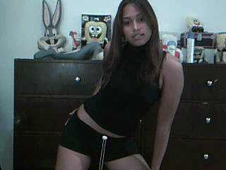 Date this happy Dominican Republic girl Ercilia from Santo Domingo DO10854