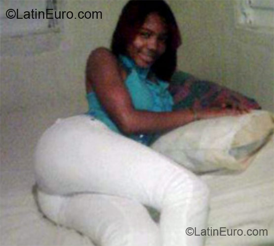 Date this lovely Dominican Republic girl Susana from San Pedro De Macoris DO10903
