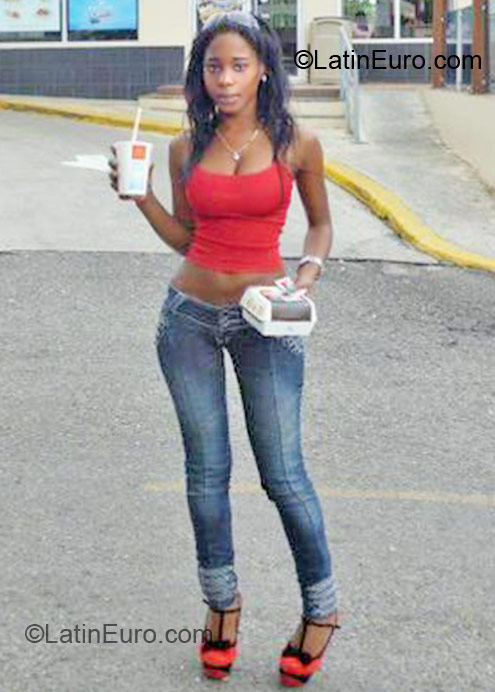 Date this cute Dominican Republic girl La from Santo Domingo DO11009