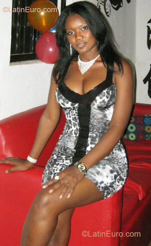 Date this funny Dominican Republic girl Roseline from Santo Domingo DO11022