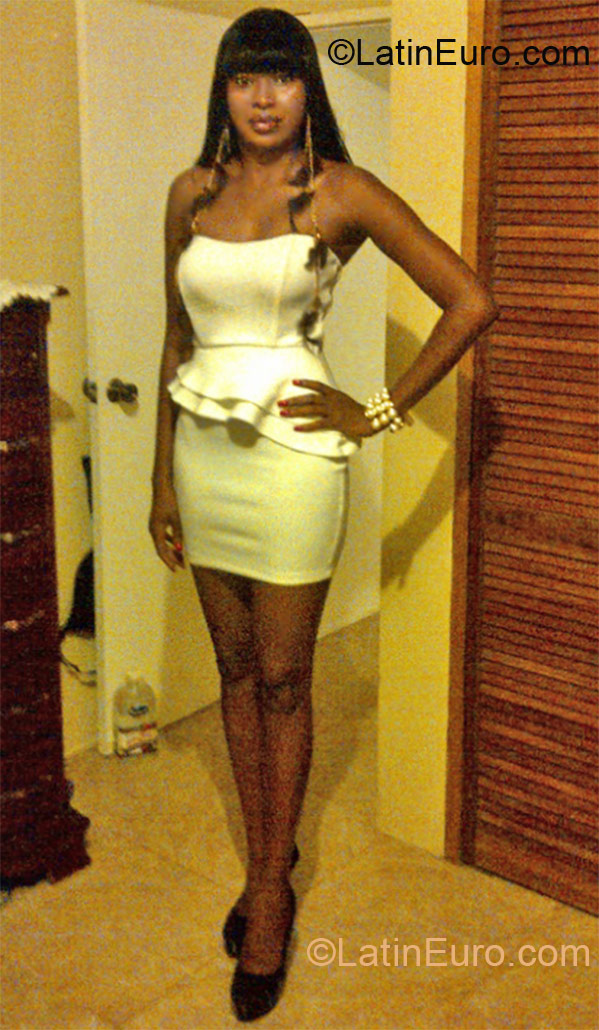 Date this happy Jamaica girl Taneica from Falmouth JM1174