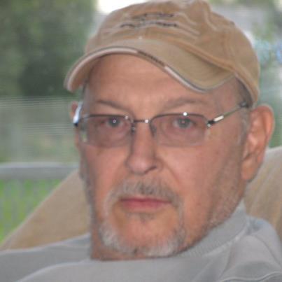 Date this cute United States man Jon from Richland US12903