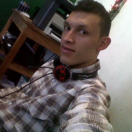 Date this hot Colombia man Kristian from Pereira CO10219