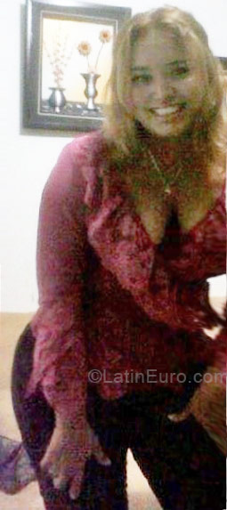 Date this athletic Panama girl Kelly from Panama City PA278