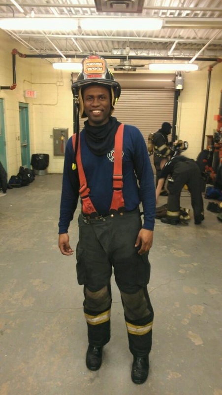 Date this exotic United States man Debonair from Guttenberg US13022