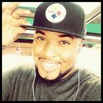 pretty United States man  from Los Angeles US13070