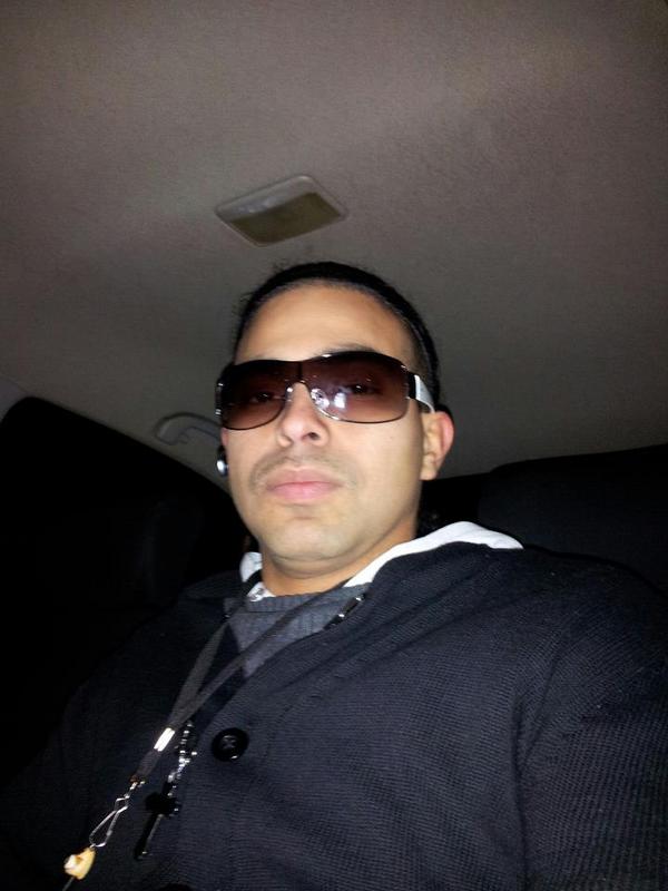 Date this hot United States man Motro from Philadelphia US13230