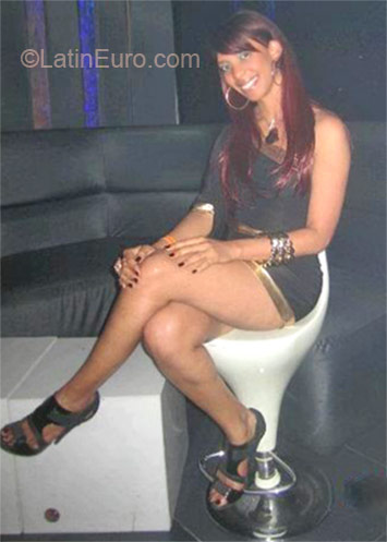 Date this hot Dominican Republic girl Ana iris from Santiago DO11594