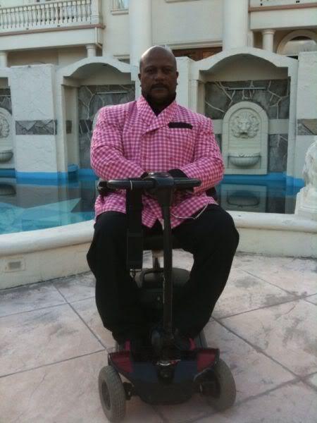 Date this funny United States man Mcgj3871 from Beverly Hills US13400