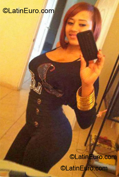 Date this tall Dominican Republic girl Rossirys from Santiago DO11959