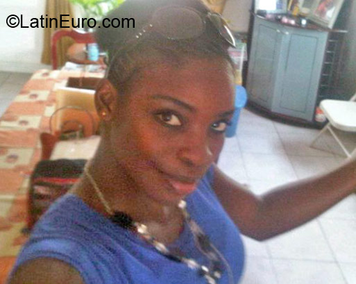Date this hot Jamaica girl Trishana from Jamaica JM642