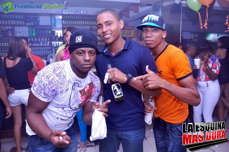 Date this cute Dominican Republic man Erickson navarr from Santo Domingo DO12108