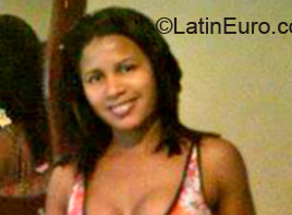Date this stunning Dominican Republic girl Susana from Santo Domingo DO12325
