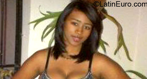 Date this happy Dominican Republic girl Awilda from Santiago DO12341