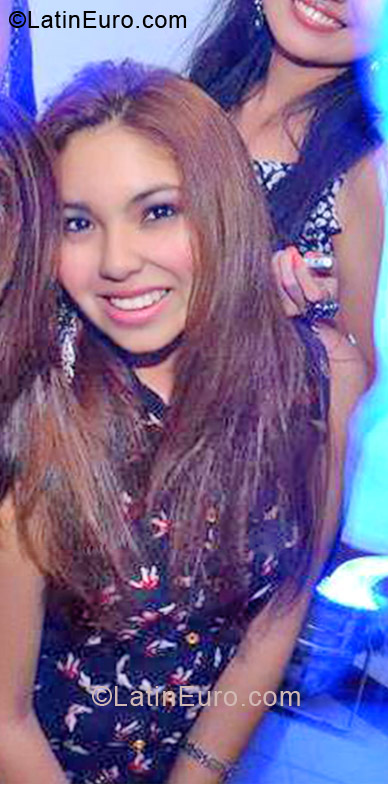Date this funny Peru girl Alejandra Otoya from Trujillo PE775