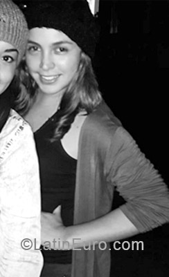 Date this hot Peru girl Karitio from Lima PE792