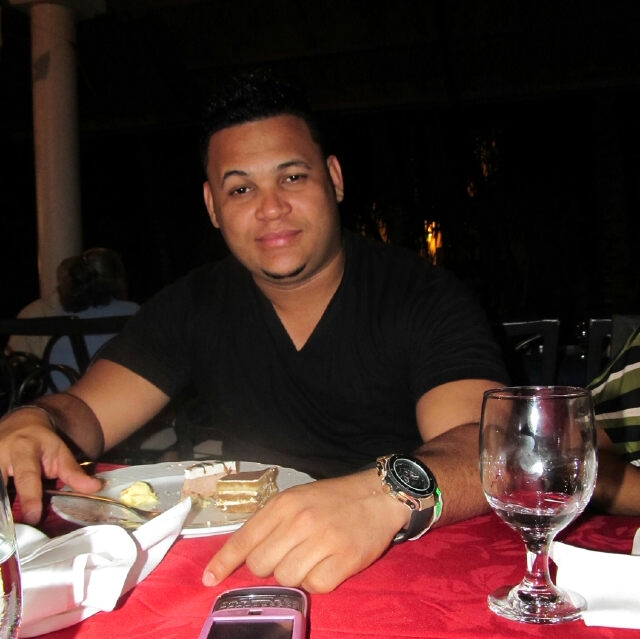 Date this hard body Dominican Republic man Howard from Santo Domingo DO12752