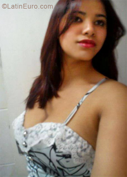 Date this foxy Brazil girl Joyce Poliana from Contagem BR7175