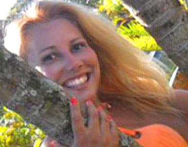 Date this passionate Brazil girl Thayse from Juiz De Fora BR7214